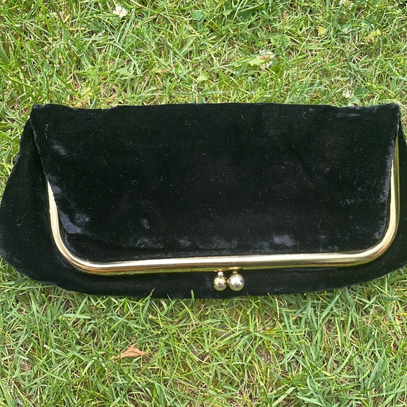 Velvet clutch - Picture 2 of 2